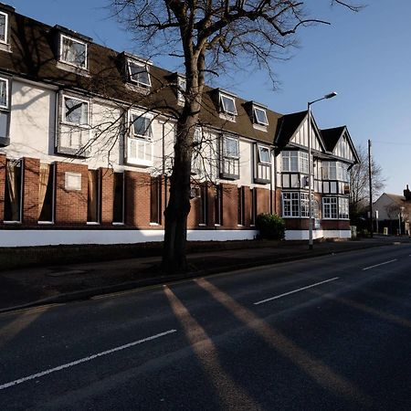 The Cathedral Hotel Lichfield Bagian luar foto