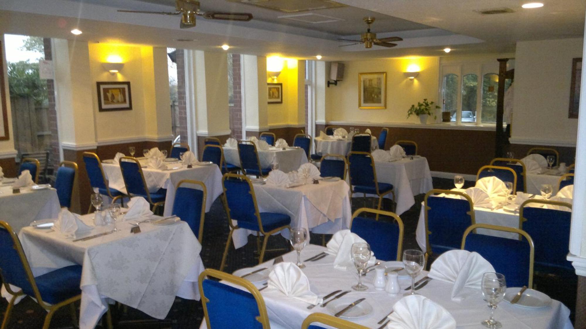 The Cathedral Hotel Lichfield Bagian luar foto